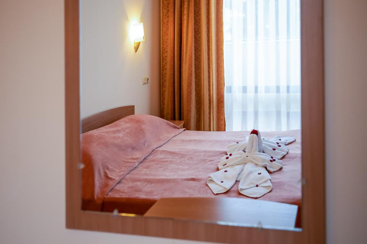 Aparthotel Rose Village Slantschew brjag Exterior foto