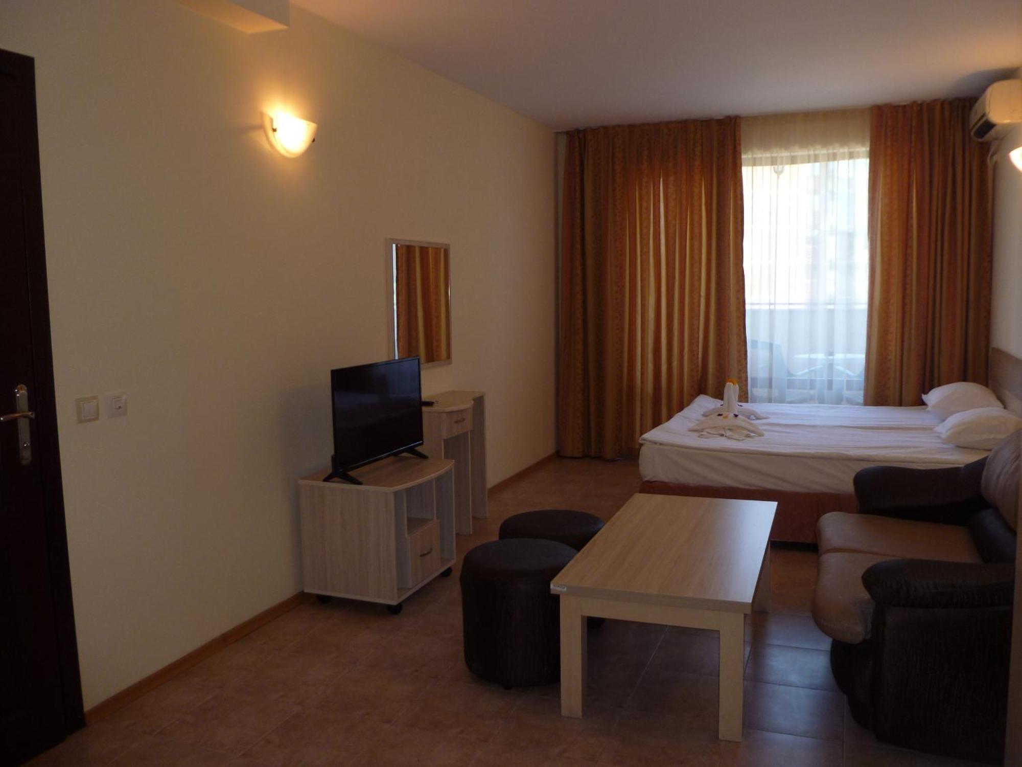 Aparthotel Rose Village Slantschew brjag Exterior foto