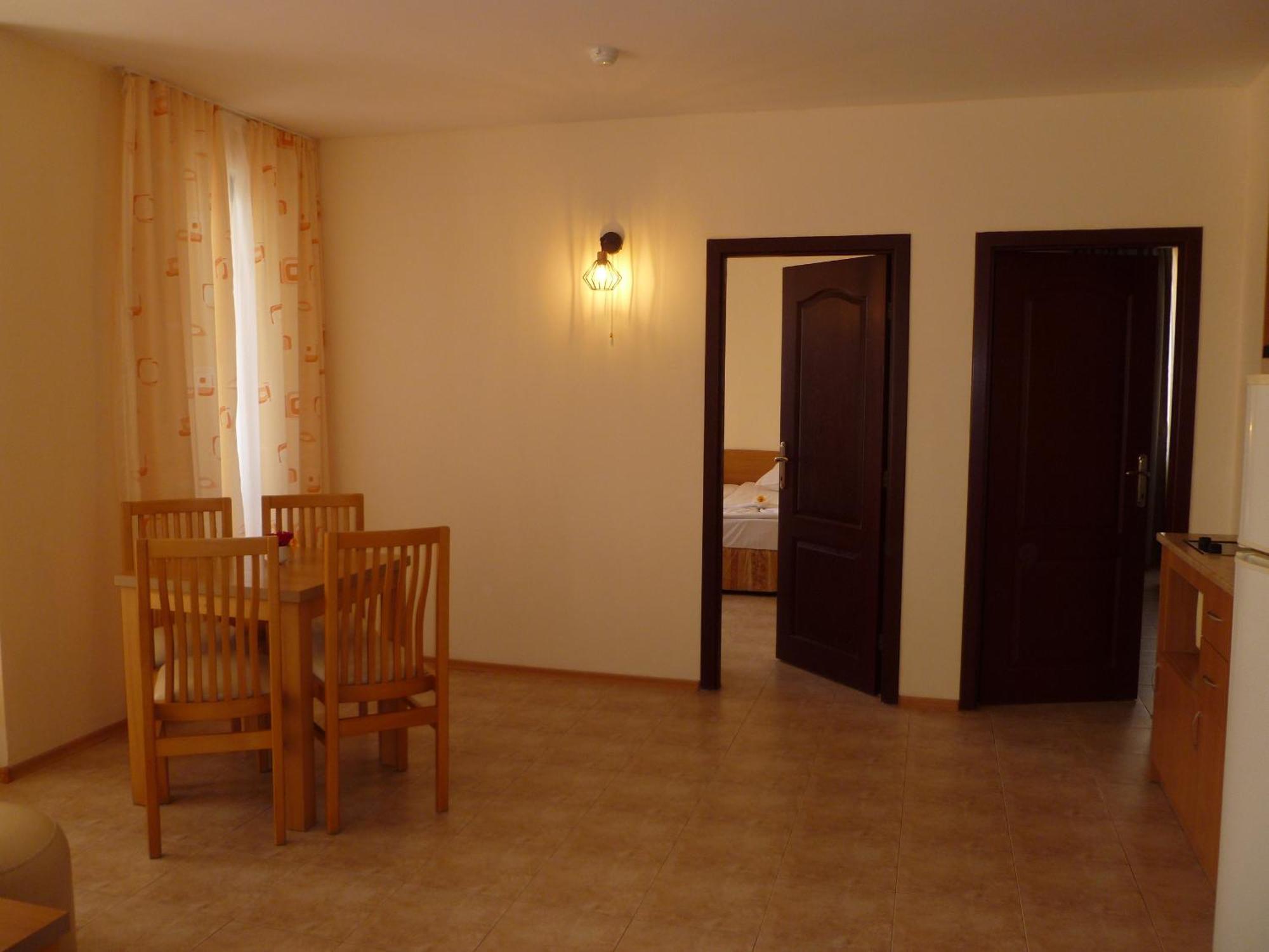Aparthotel Rose Village Slantschew brjag Exterior foto