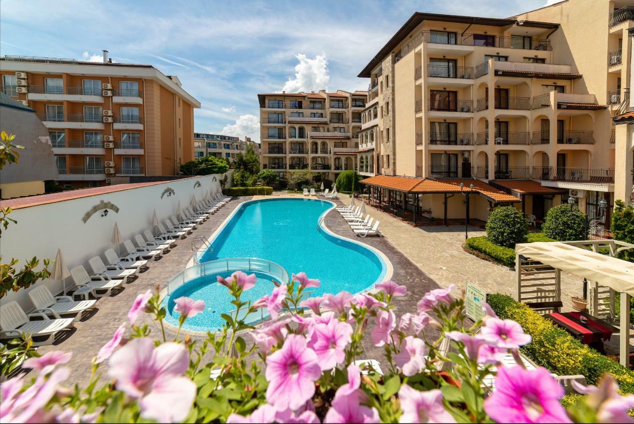 Aparthotel Rose Village Slantschew brjag Exterior foto